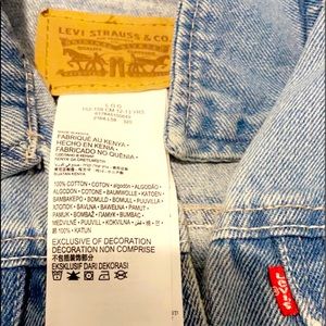 Blue denim Levi’s jacket size LG fits kinda like a medium though
